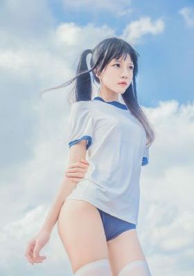 两个漂亮女百合啪啪水声_BD英语在线观看完整版